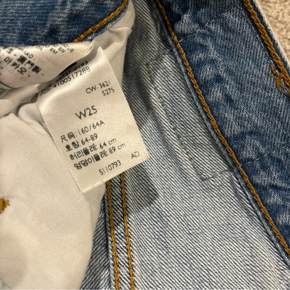 Women’s Levi’s 501 Shorts - Picture 4 of 4